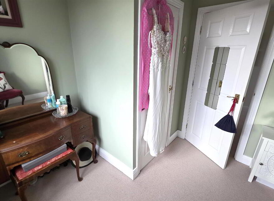 77 The Oaks, Randalstown, BT41 3NE
