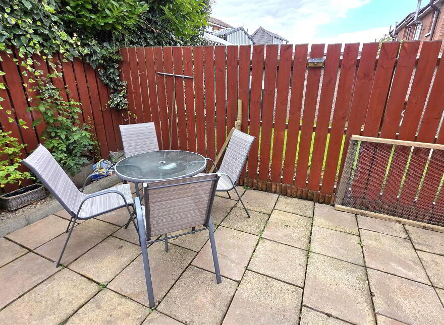 77 The Oaks, Randalstown, BT41 3NE