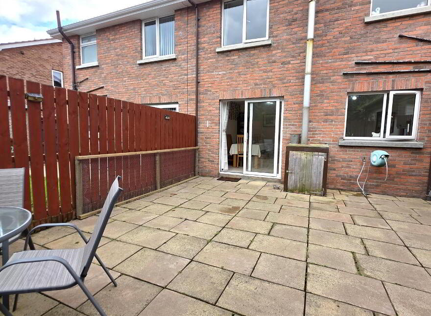 77 The Oaks, Randalstown, BT41 3NE