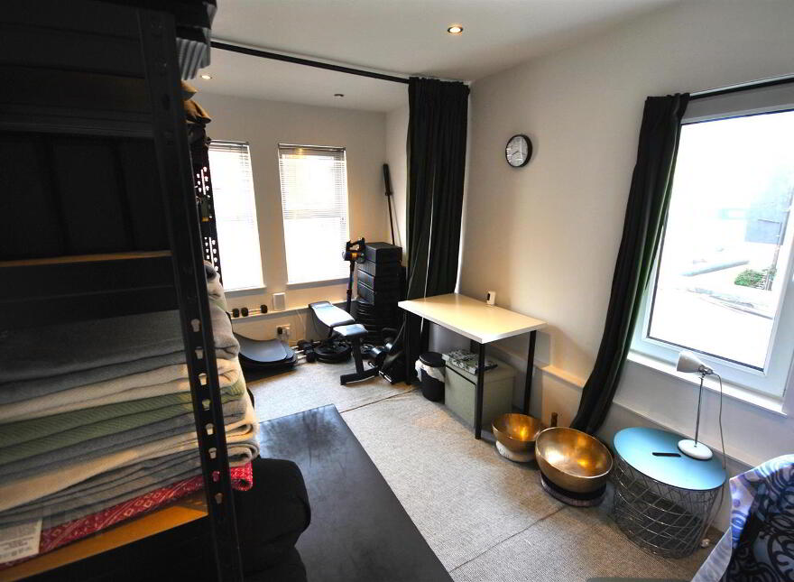 1a May Avenue, Bangor, BT20 4JT