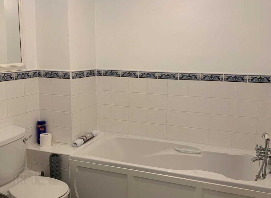 108 Rodgers Quay, Carrickfergus, BT38 8BE