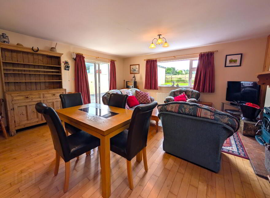 Brookhill, Claremorris, F12HH98