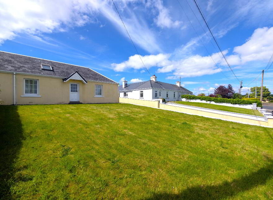 Brookhill, Claremorris, F12HH98