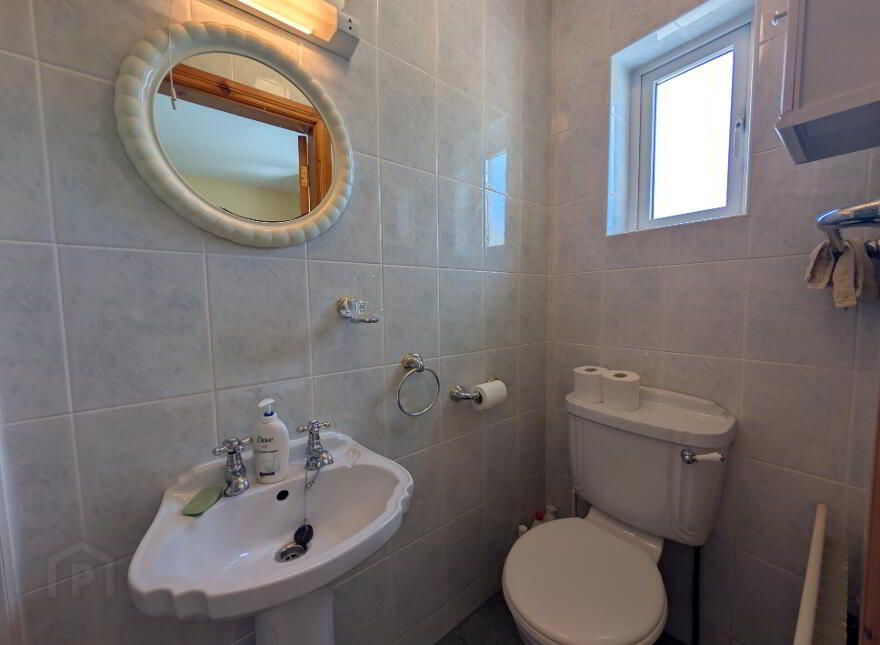 Brookhill, Claremorris, F12HH98