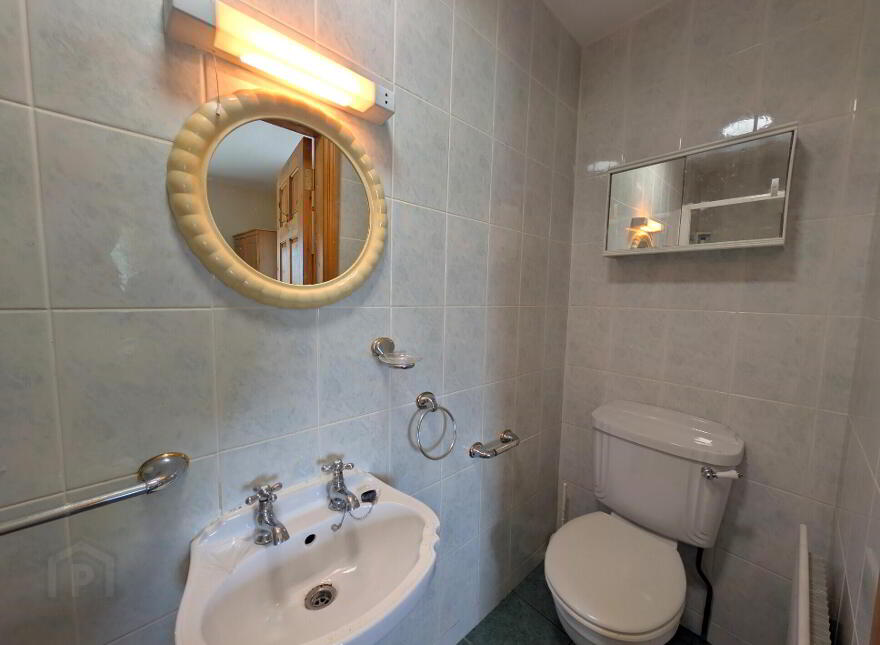 Brookhill, Claremorris, F12HH98