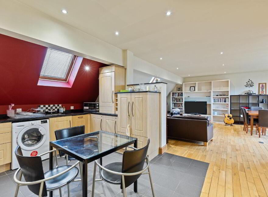 Apartment 12 83 Lower Windsor Avenue, Belfast, BT9 7DX