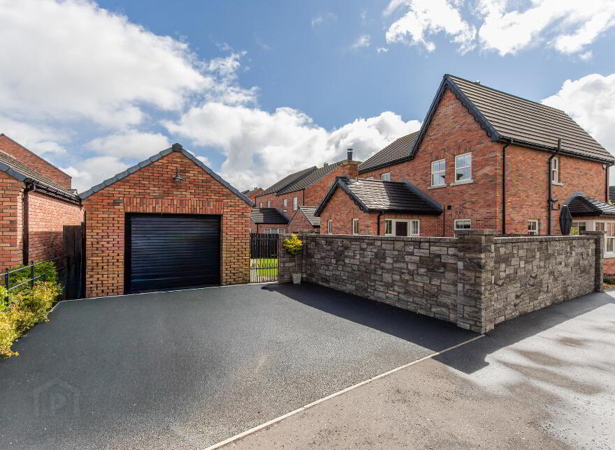 10 Laurel Bank Way, Moneyreagh, Newtownards, BT23 6FE