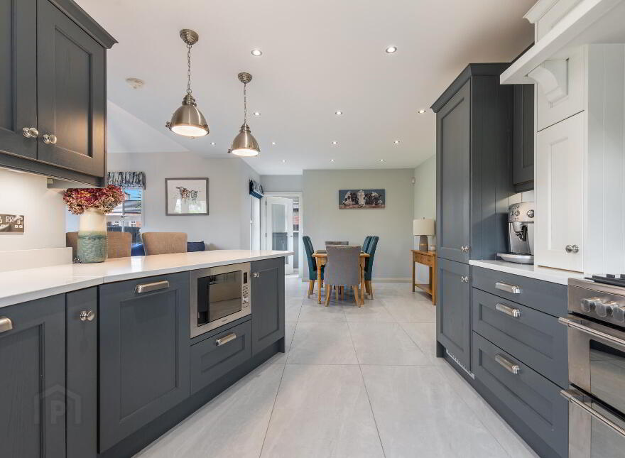 10 Laurel Bank Way, Moneyreagh, Newtownards, BT23 6FE