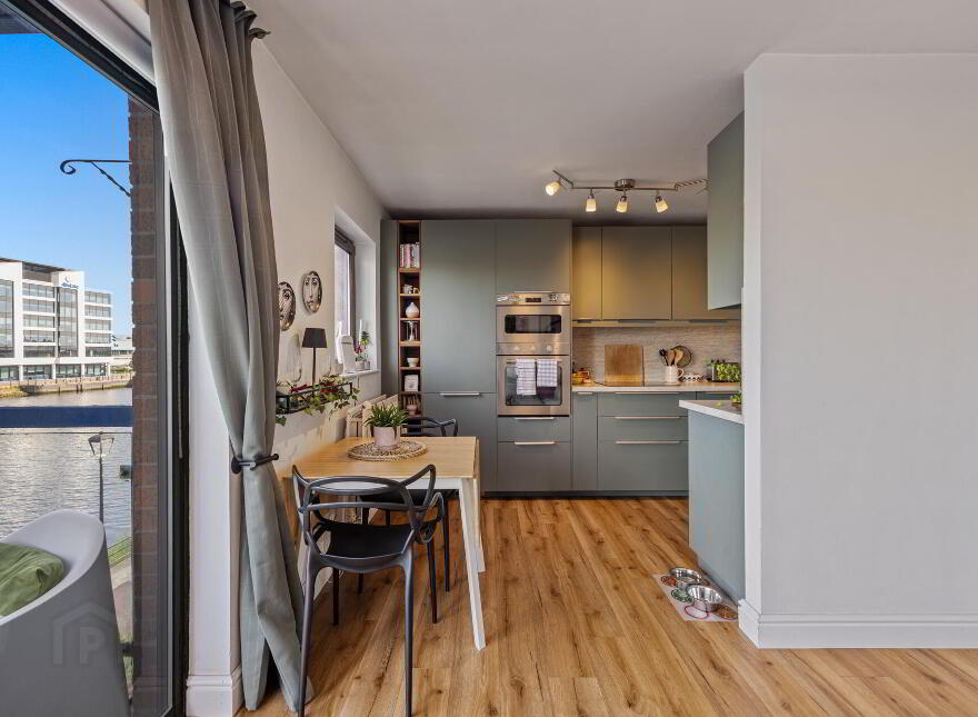 16 Ravenhill Reach Mews, Belfast, BT6 8RE