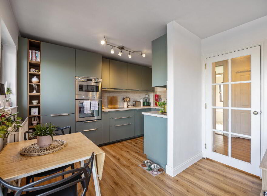 16 Ravenhill Reach Mews, Belfast, BT6 8RE