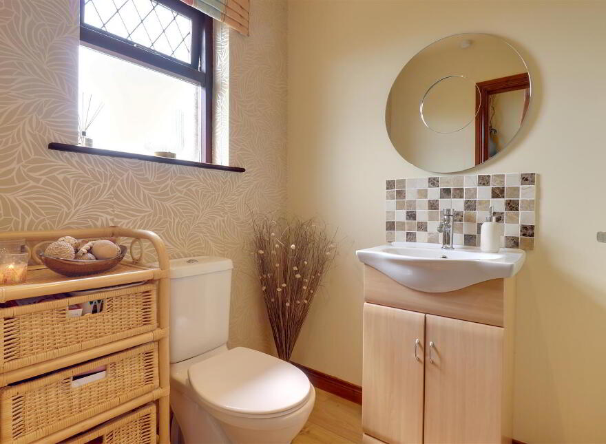 8 Newtown Park, Newtownards, BT23 7ZQ