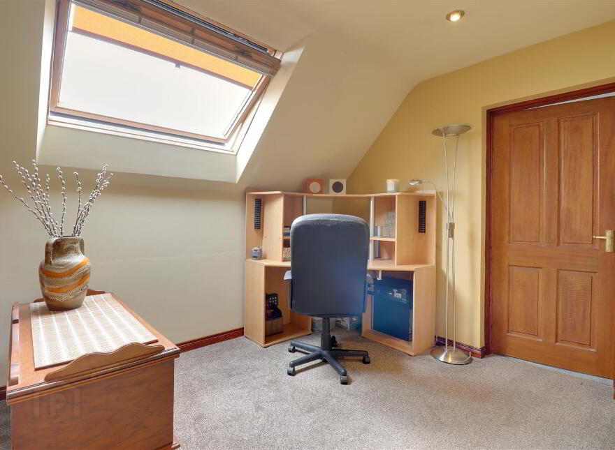 8 Newtown Park, Newtownards, BT23 7ZQ