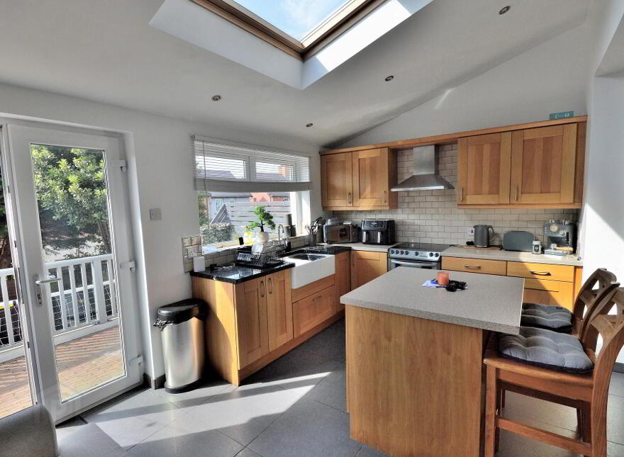70 Clandeboye Road, Bangor, BT20 3JU