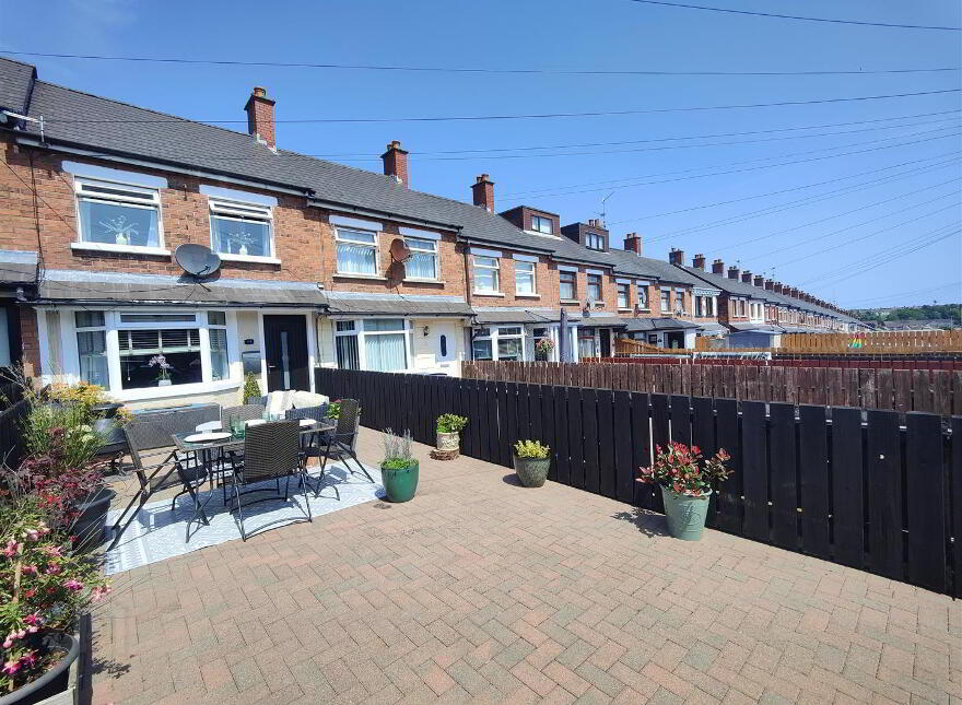 44 Ladbrook Drive, Belfast, BT14 7ND