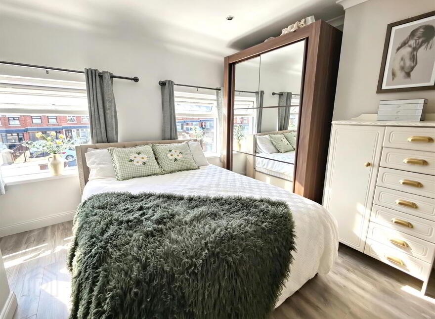 44 Ladbrook Drive, Belfast, BT14 7ND