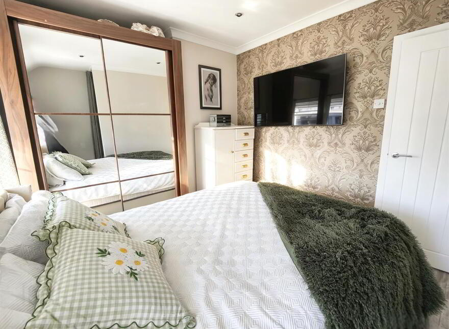 44 Ladbrook Drive, Belfast, BT14 7ND