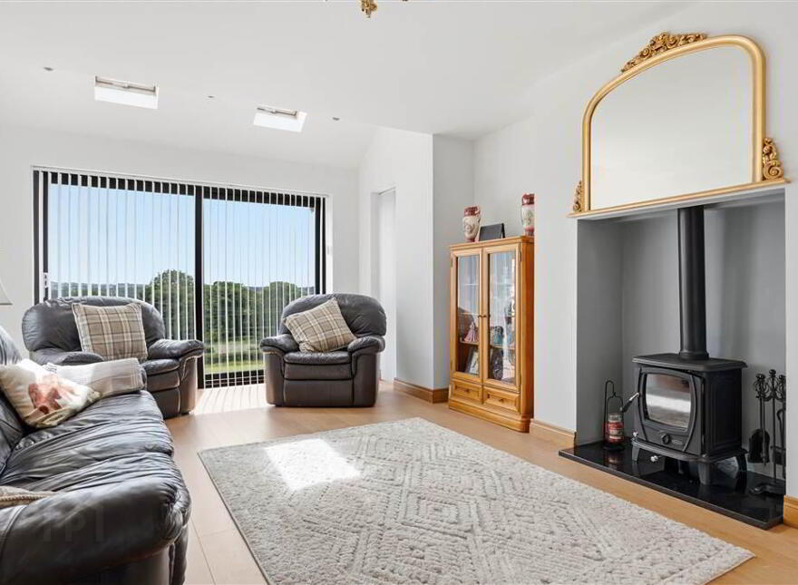 67 Parade Road, Broughshane, Ballymena, BT43 7JZ