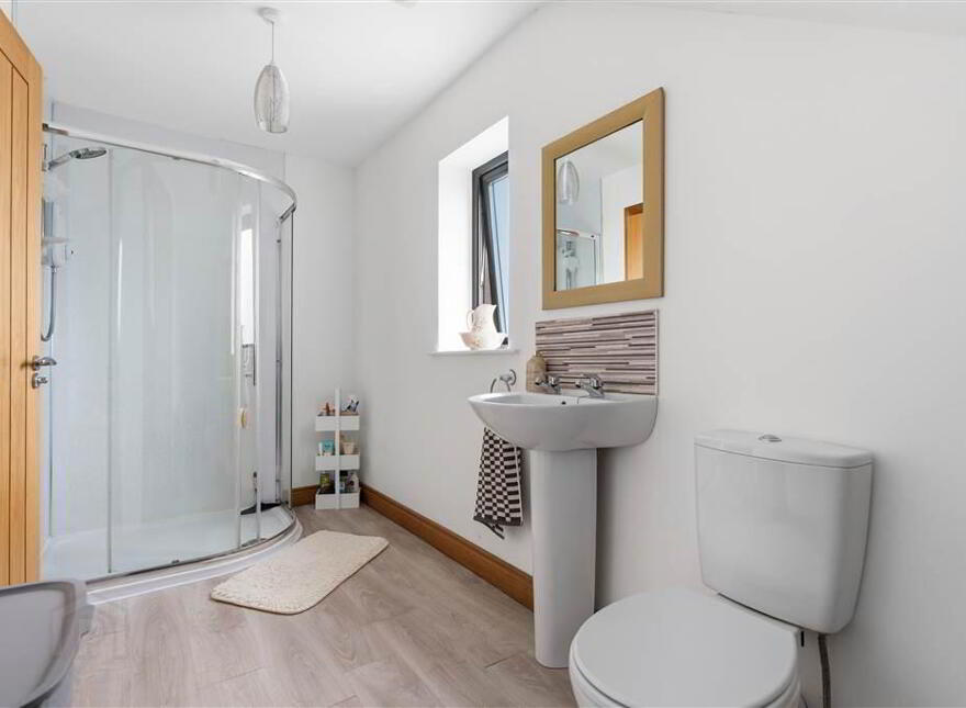 67 Parade Road, Broughshane, Ballymena, BT43 7JZ