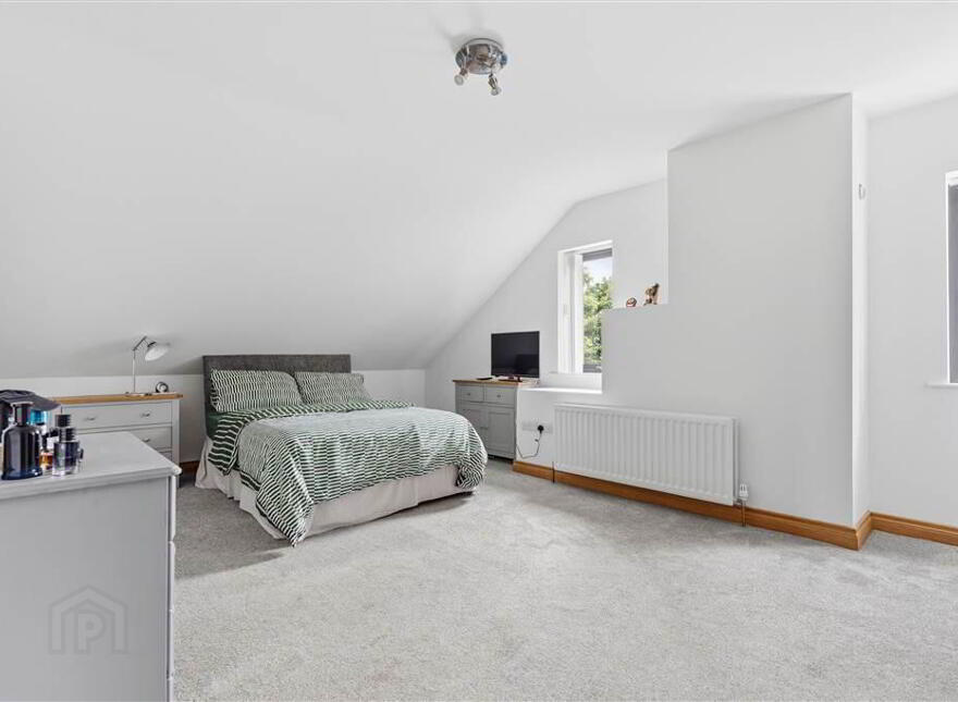 67 Parade Road, Broughshane, Ballymena, BT43 7JZ