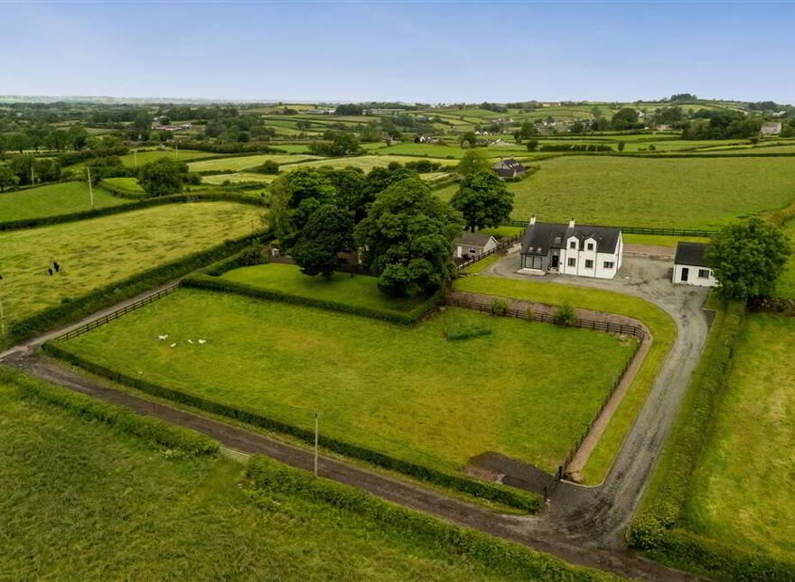 67 Parade Road, Broughshane, Ballymena, BT43 7JZ