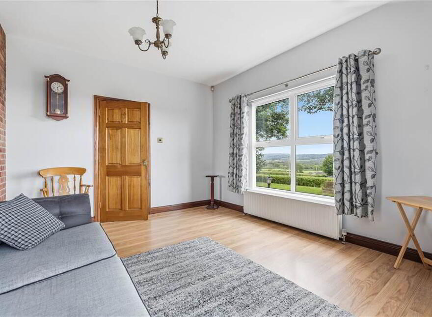 69 Parade Road, Broughshane, Ballymena, BT43 7JZ