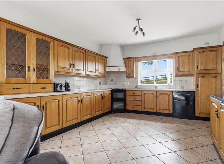 69 Parade Road, Broughshane, Ballymena, BT43 7JZ