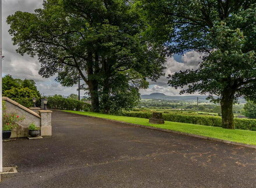 69 Parade Road, Broughshane, Ballymena, BT43 7JZ