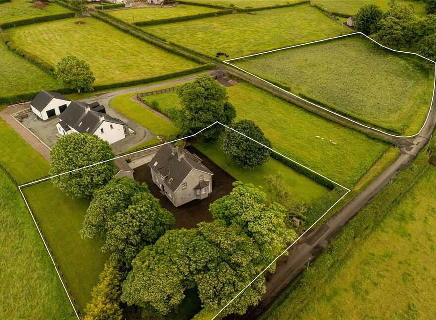 69 Parade Road, Broughshane, Ballymena, BT43 7JZ