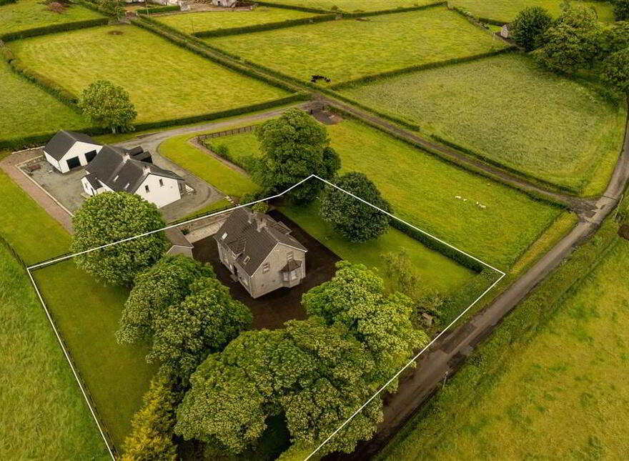 69 Parade Road, Broughshane, Ballymena, BT43 7JZ
