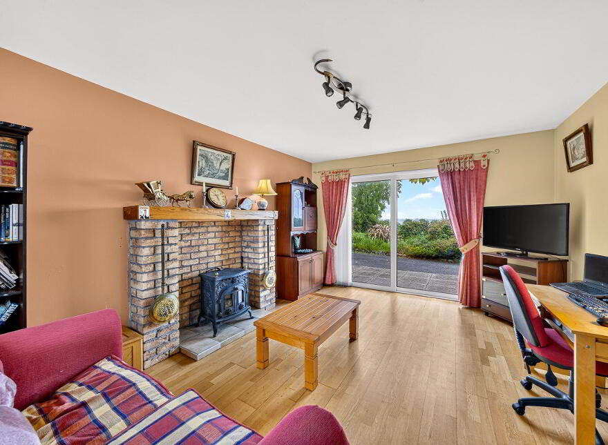 Willow Cottage, Cornaseer, Kiltoom, Athlone, N37HV56