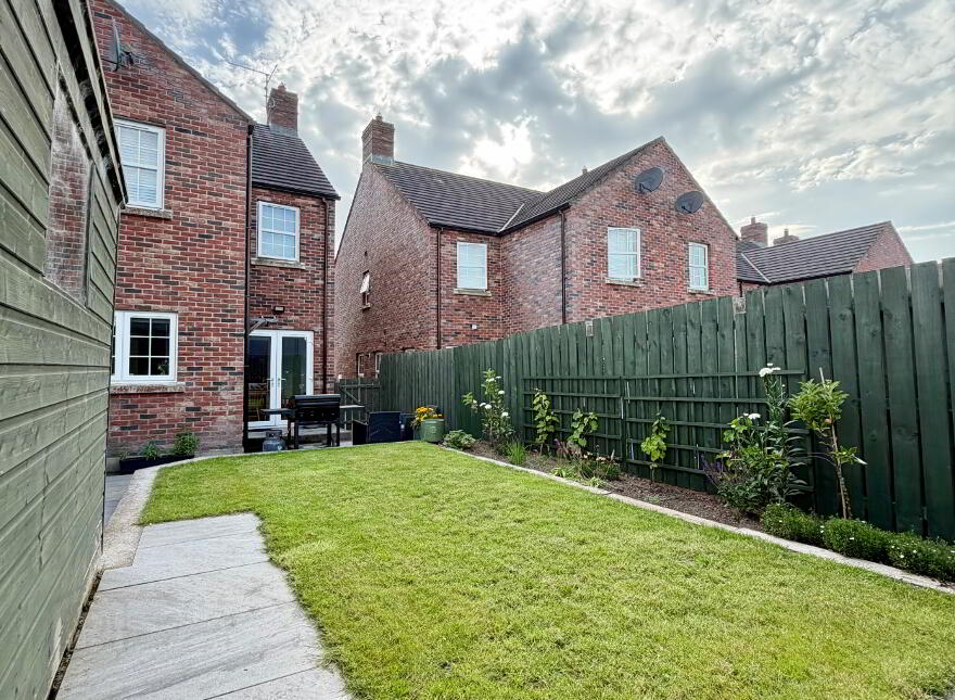 31 Spinners Drive, Armagh, BT60 2PA
