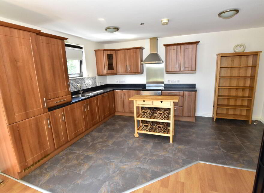 2 Queensway Mews, Lambeg, Lisburn, BT27 4RH