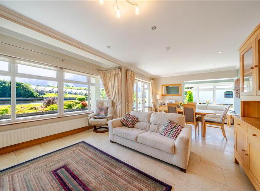 Quay Road, Newport, F28XR22