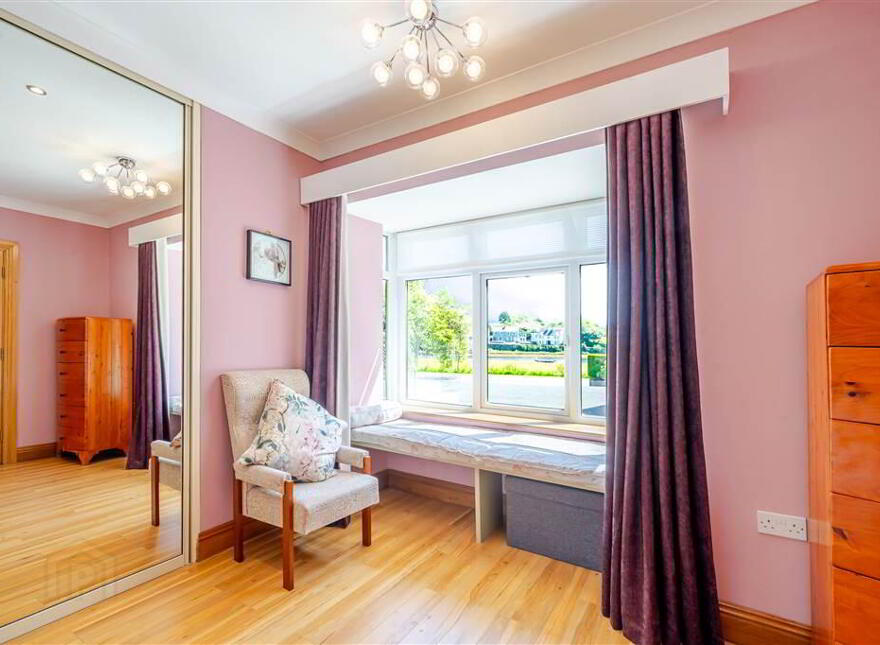 Quay Road, Newport, F28XR22