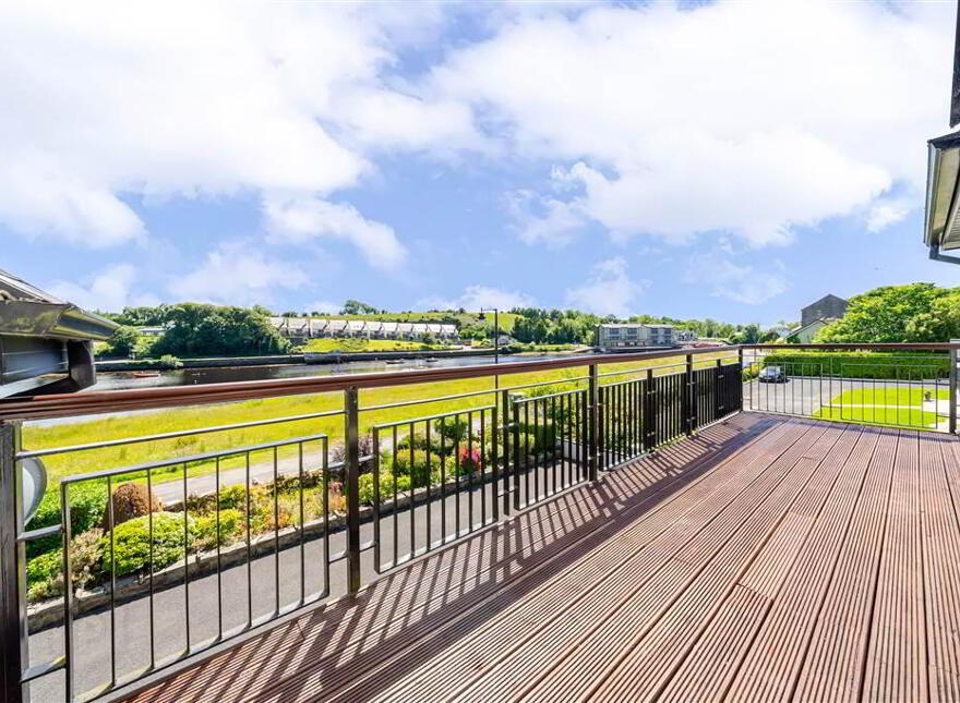 Quay Road, Newport, F28XR22