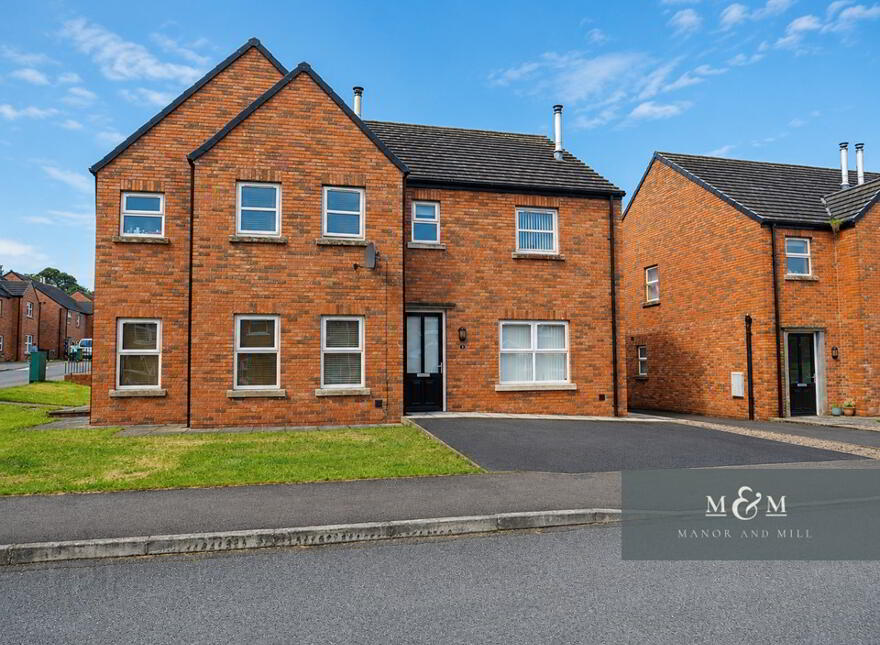 5 Edenkennedy Way, Markethill, BT60 1TP