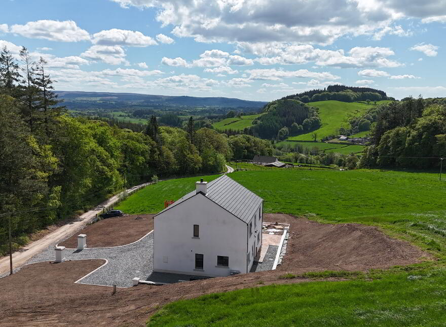 17 Latbeg Road, Clogher, BT76 0DP
