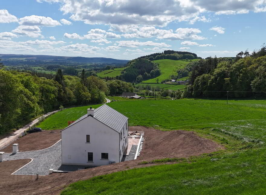 17 Latbeg Road, Clogher, BT76 0DP