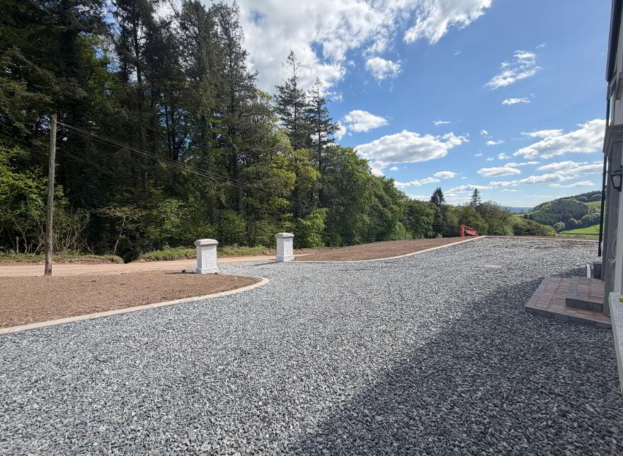 17 Latbeg Road, Clogher, BT76 0DP