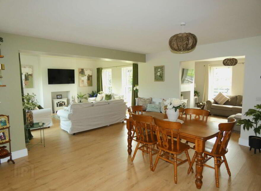 98A Finvoy Road, Ballymoney, BT53 7JJ