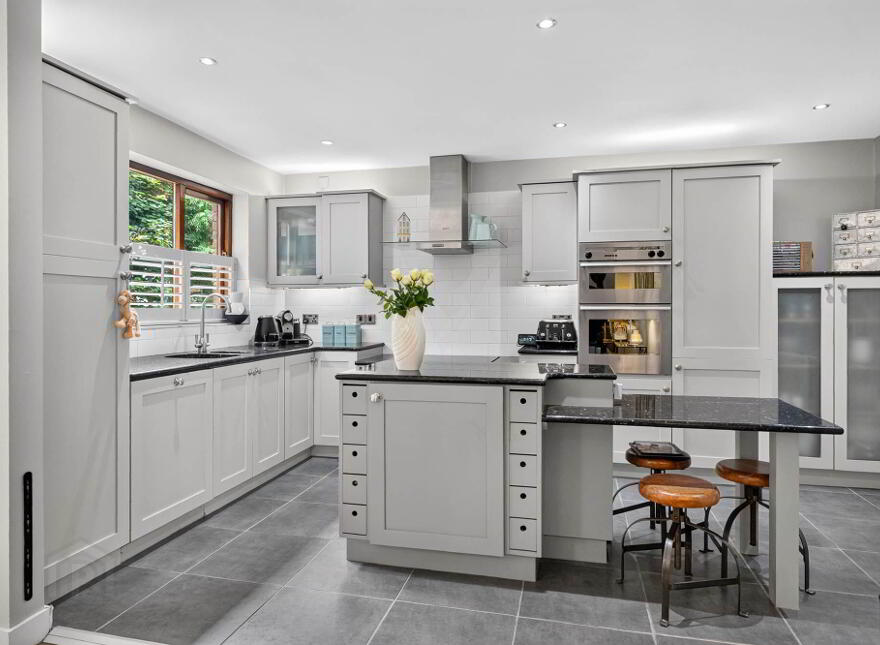 9 Cherry Vale, Lisburn, BT28 1LZ