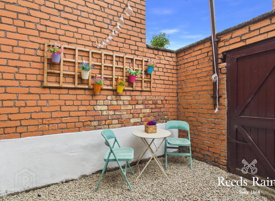 6 Sefton Park, Belfast, BT4 1PN