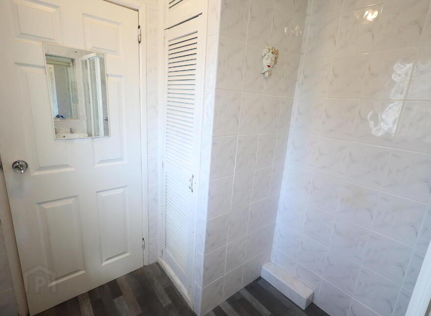 24 Cairngorm Crescent, Newtownabbey, BT36 5EW