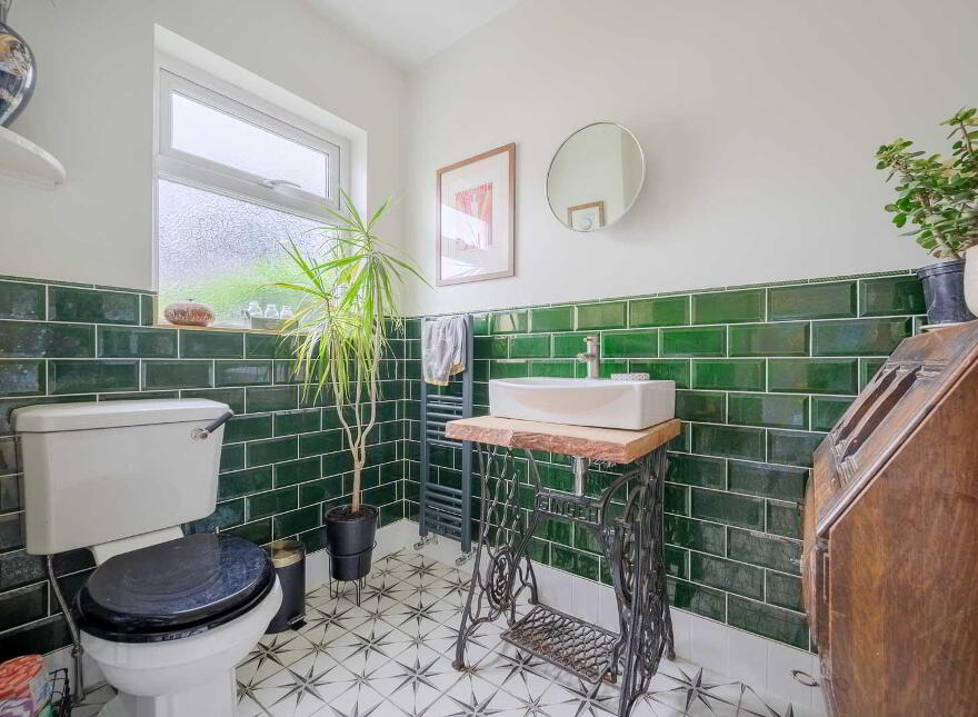 19 Edenvale Crescent, Belfast, BT4 2BH
