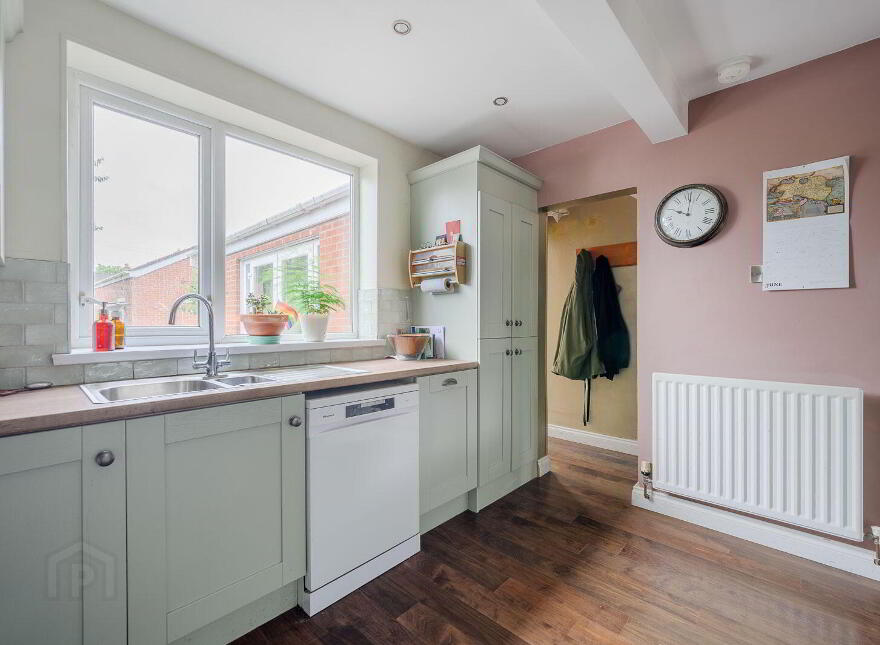 19 Edenvale Crescent, Belfast, BT4 2BH
