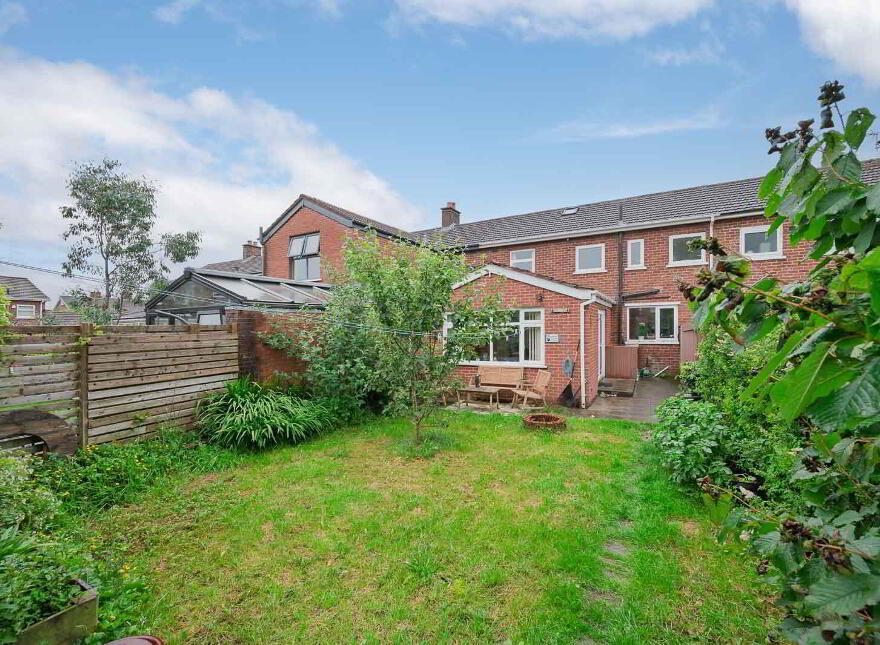 19 Edenvale Crescent, Belfast, BT4 2BH