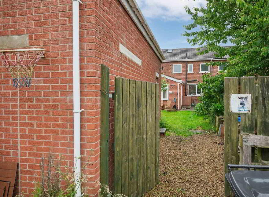 19 Edenvale Crescent, Belfast, BT4 2BH