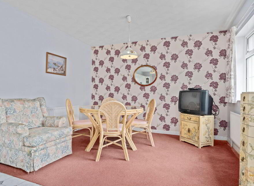 32 Caldwell Park, Portrush, BT56 8PJ