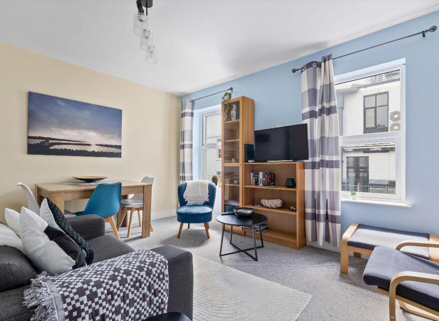 78, 80 & 82 Main Street, Portrush, BT56 8BN