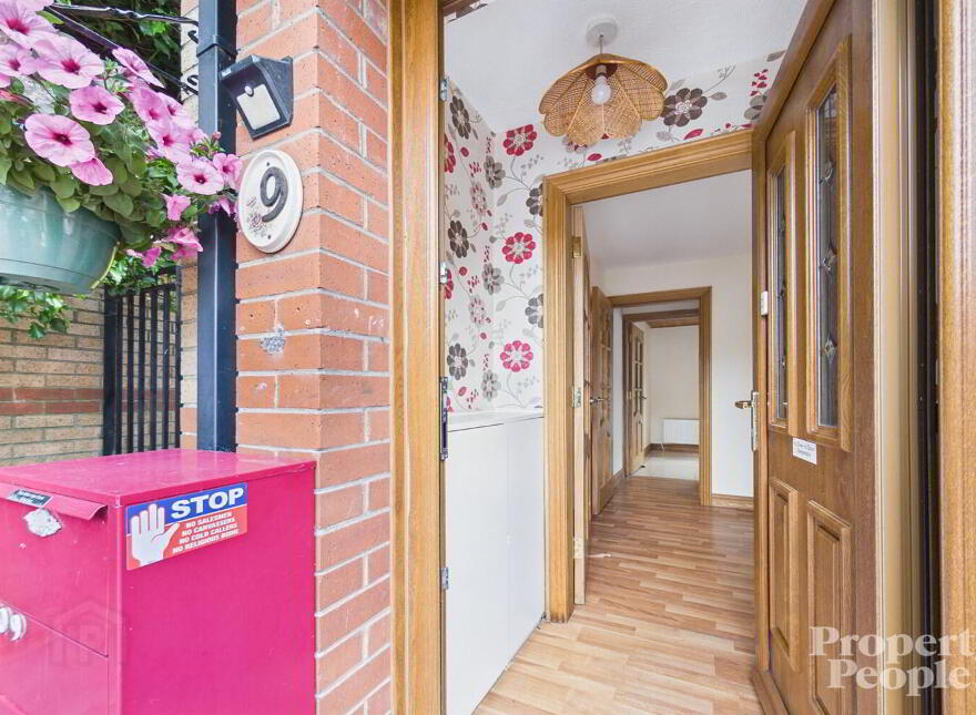9 Lindsay Court, Belfast, BT7 1AU